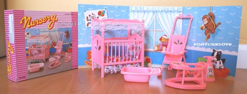 New gloria doll house - new,